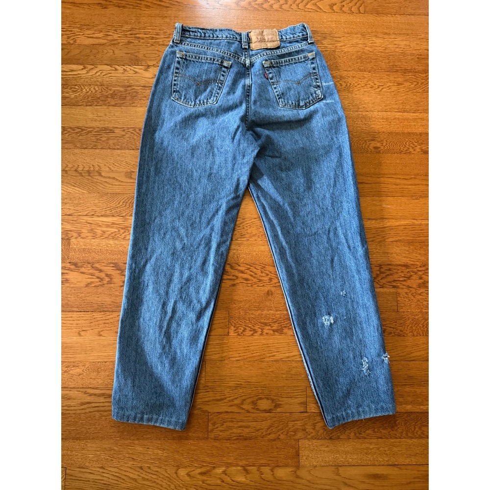 Vintage Levis 551 High Waist 8 Tapered Leg Jeans Medium Wash USA Made Distressed
